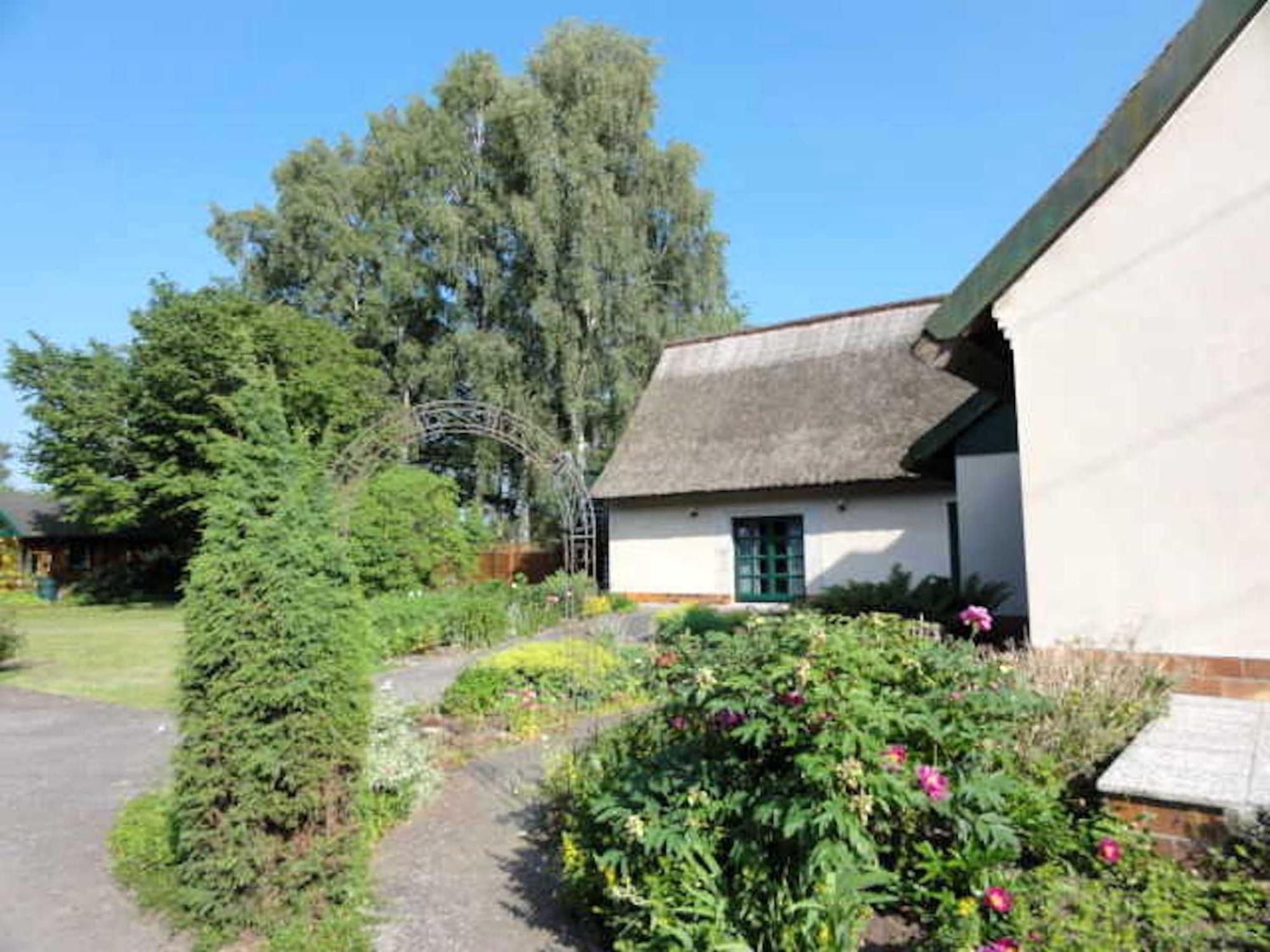 Reetdachhaus "Landhaus Ulrich" Lubkow Exterior foto